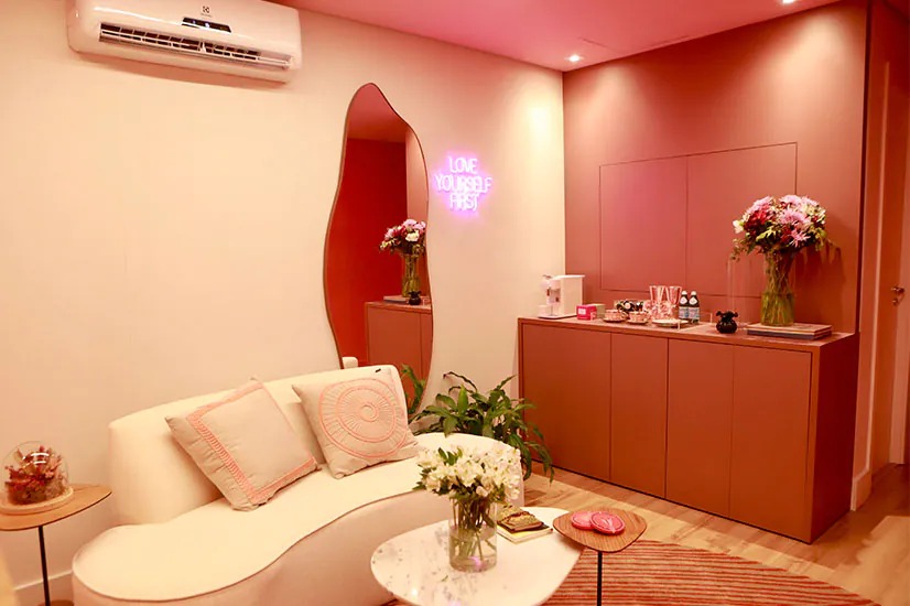 08a0585e-ea93-4287-8f56-a30961426cb7